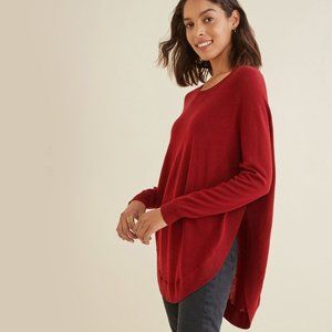 Amour Vert Karlotta Sweater in Ruby